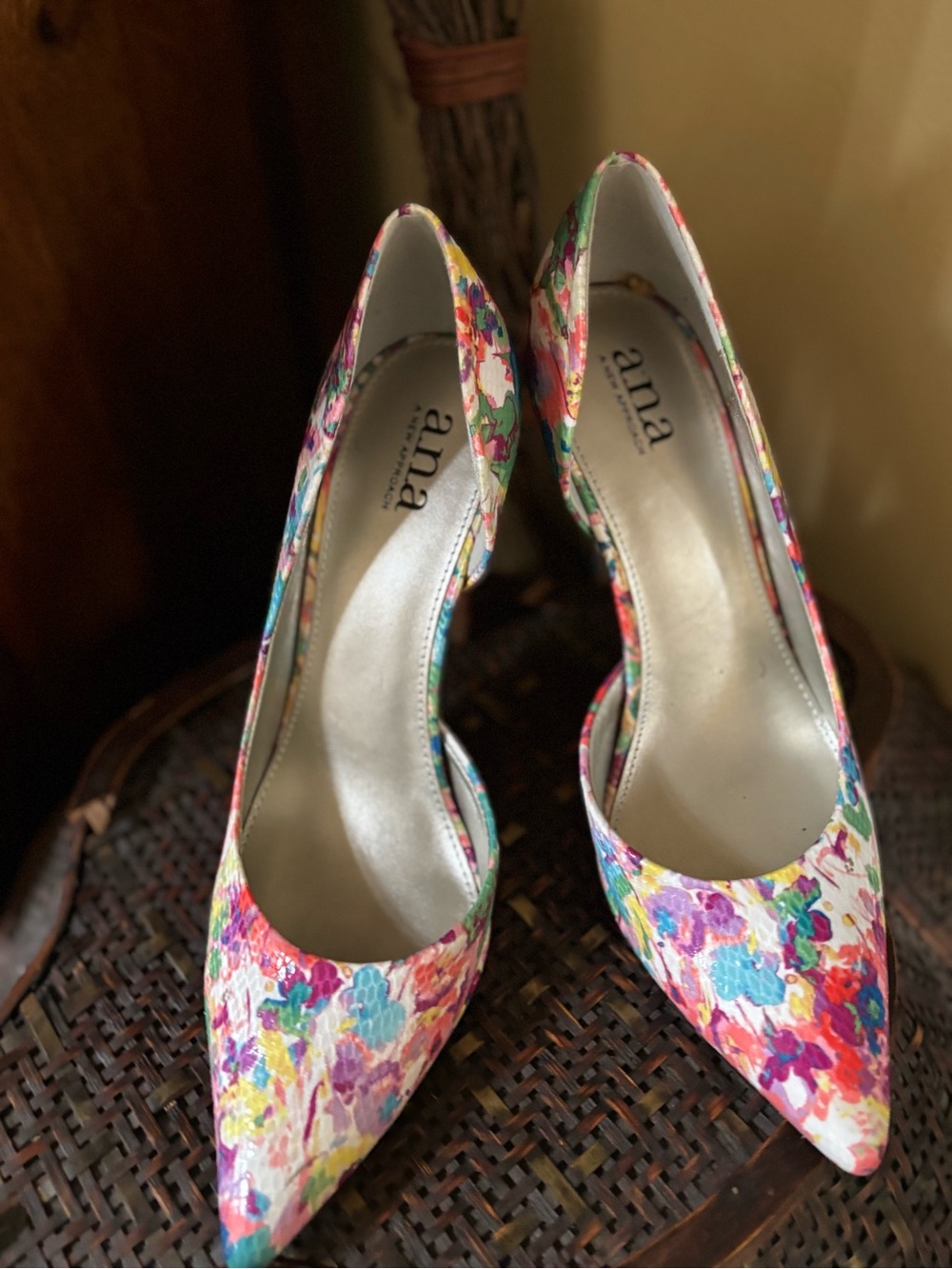 a.n.a Floral Multicolor Pointed Toe Pumps - Picture 3 of 4